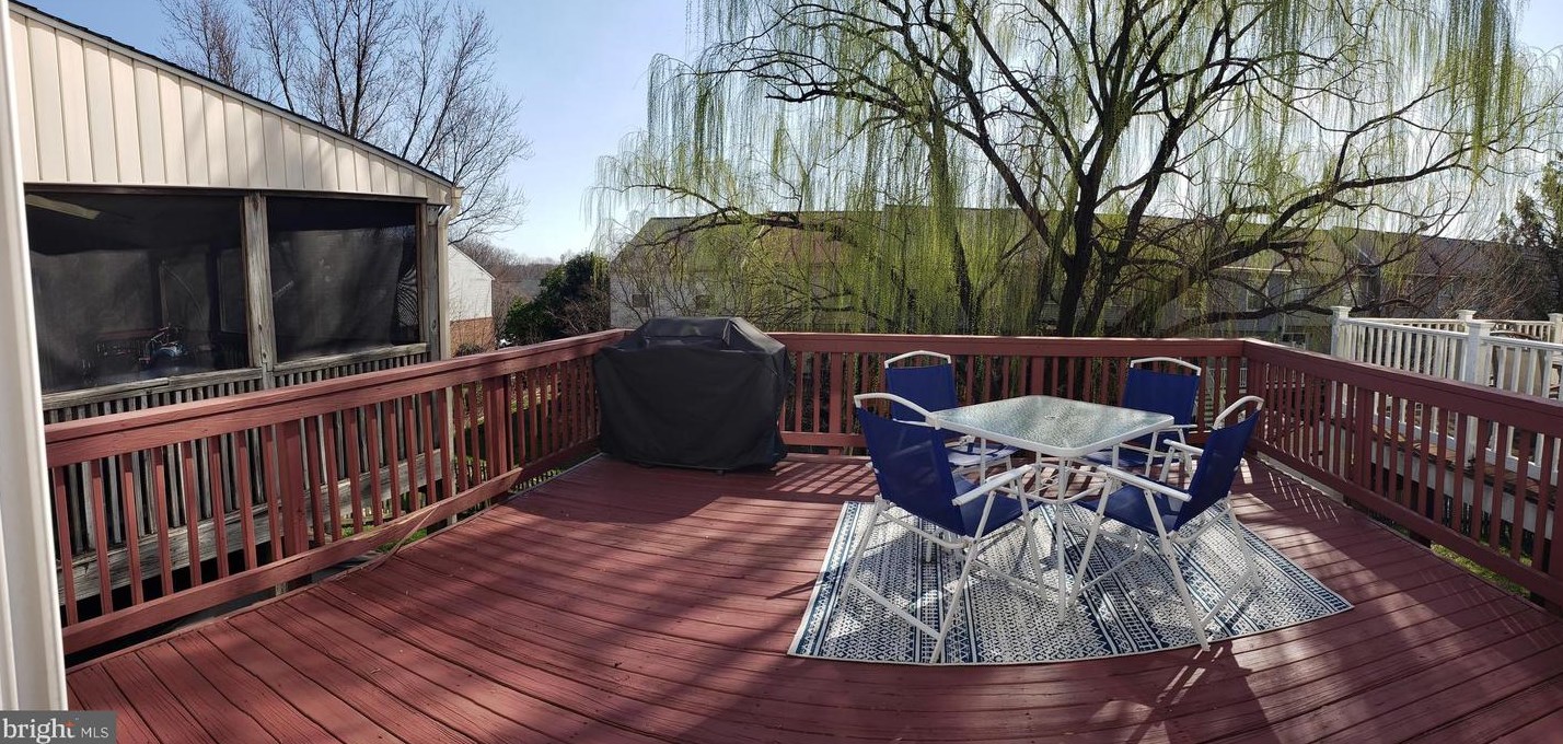 15 Hyacinth Rd, Baltimore MD  21234-3351 exterior