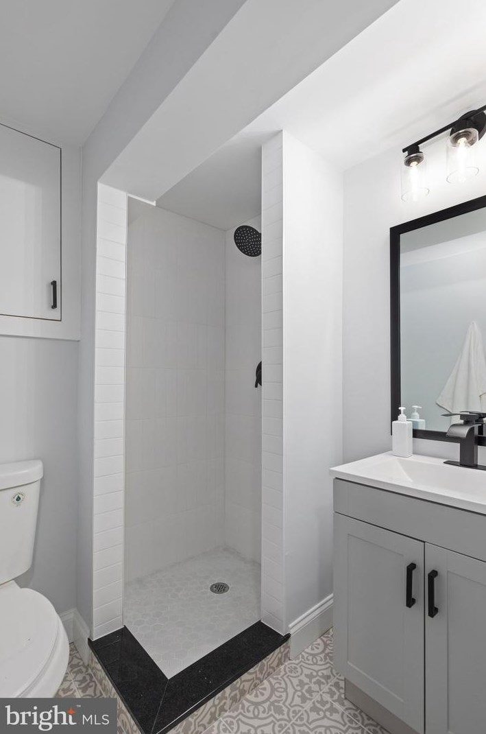 800 Bobby Rd, Baltimore MD  21228-3128 exterior