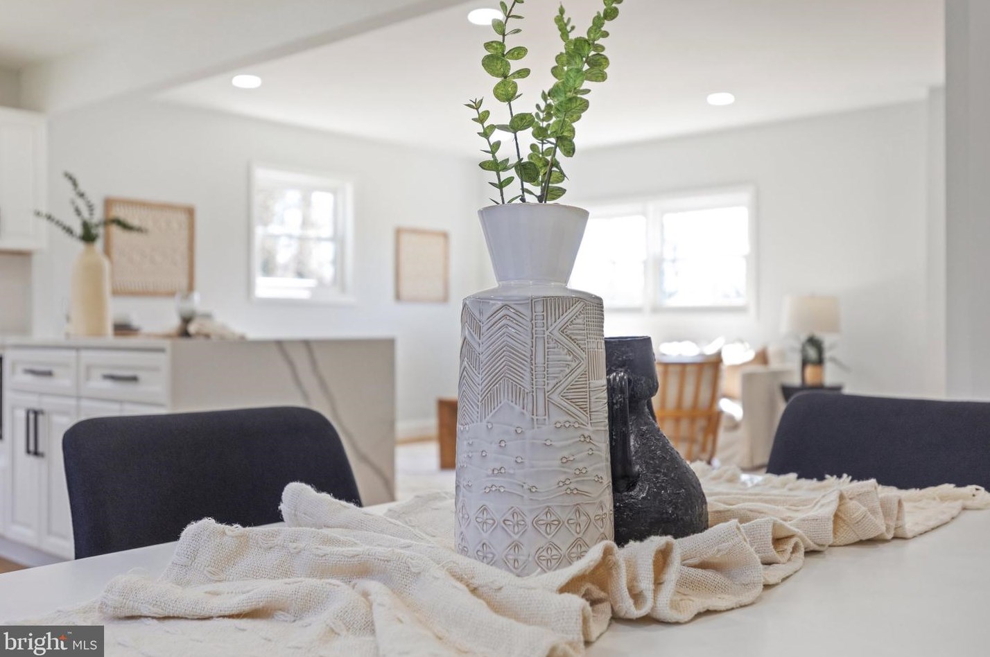 800 Bobby Rd, Baltimore MD  21228-3128 exterior