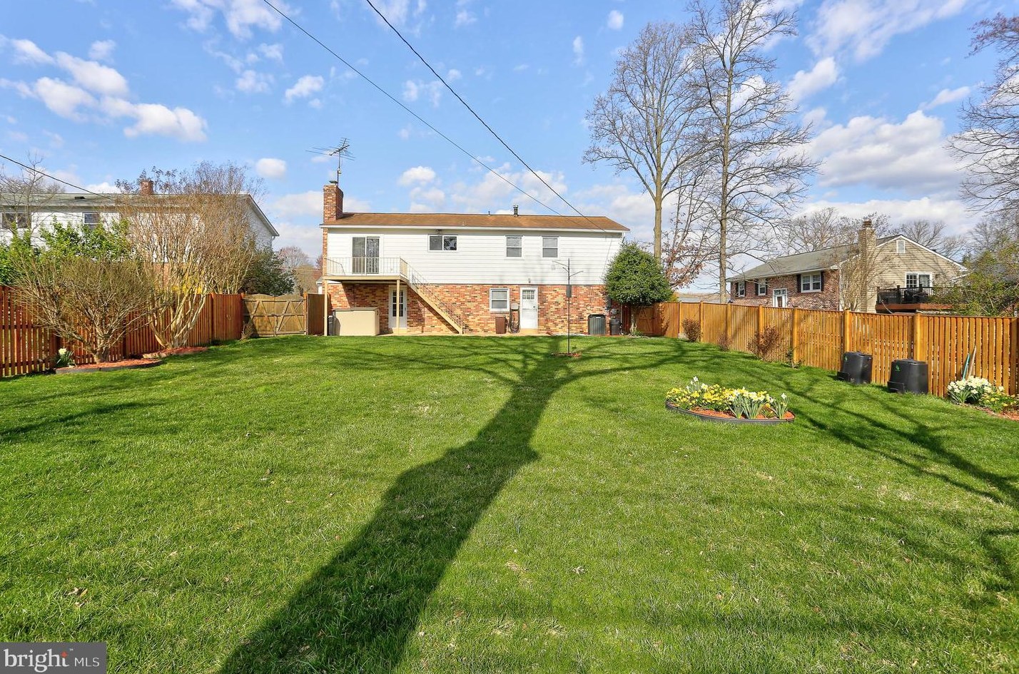 427 Westside Blvd, Baltimore, MD 21228-4063