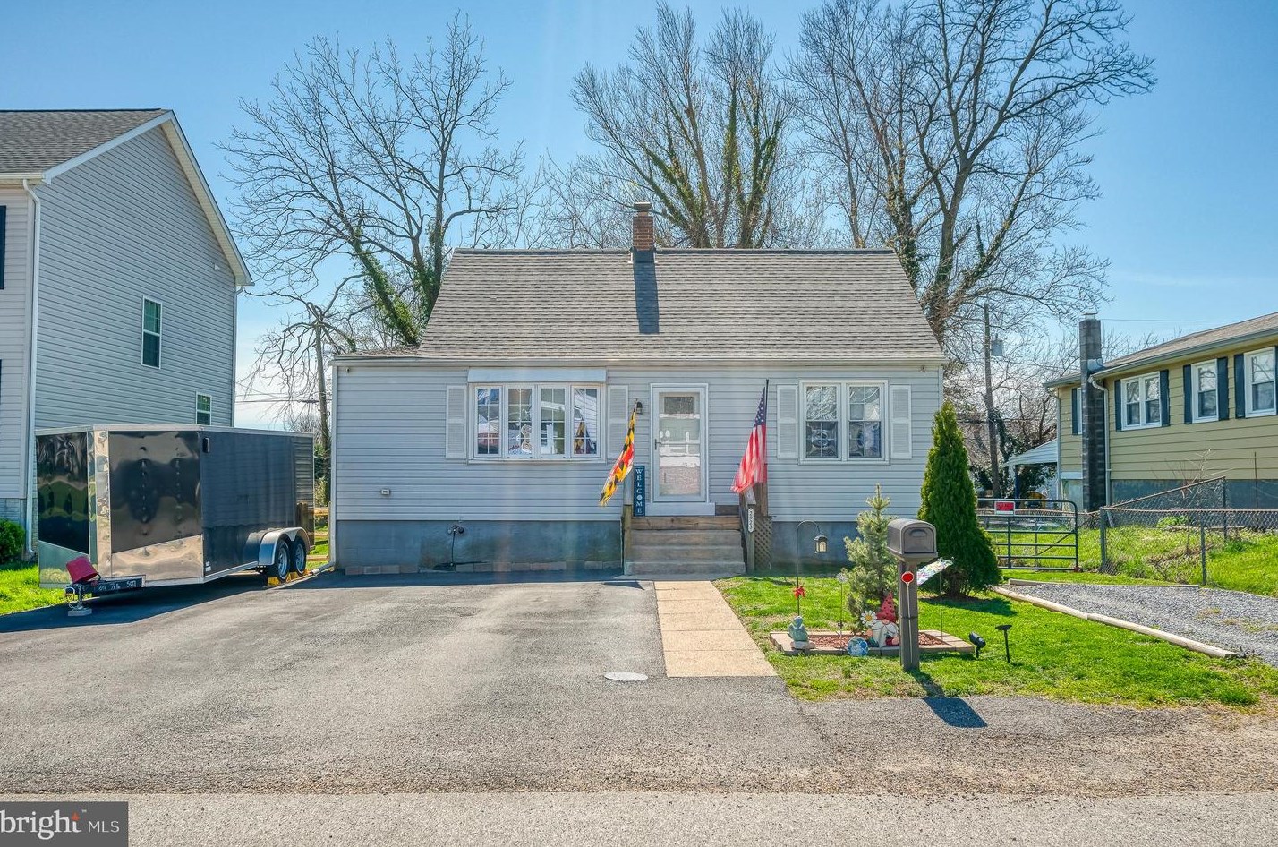 2923 Illinois Ave, Baltimore, MD 21227-3724