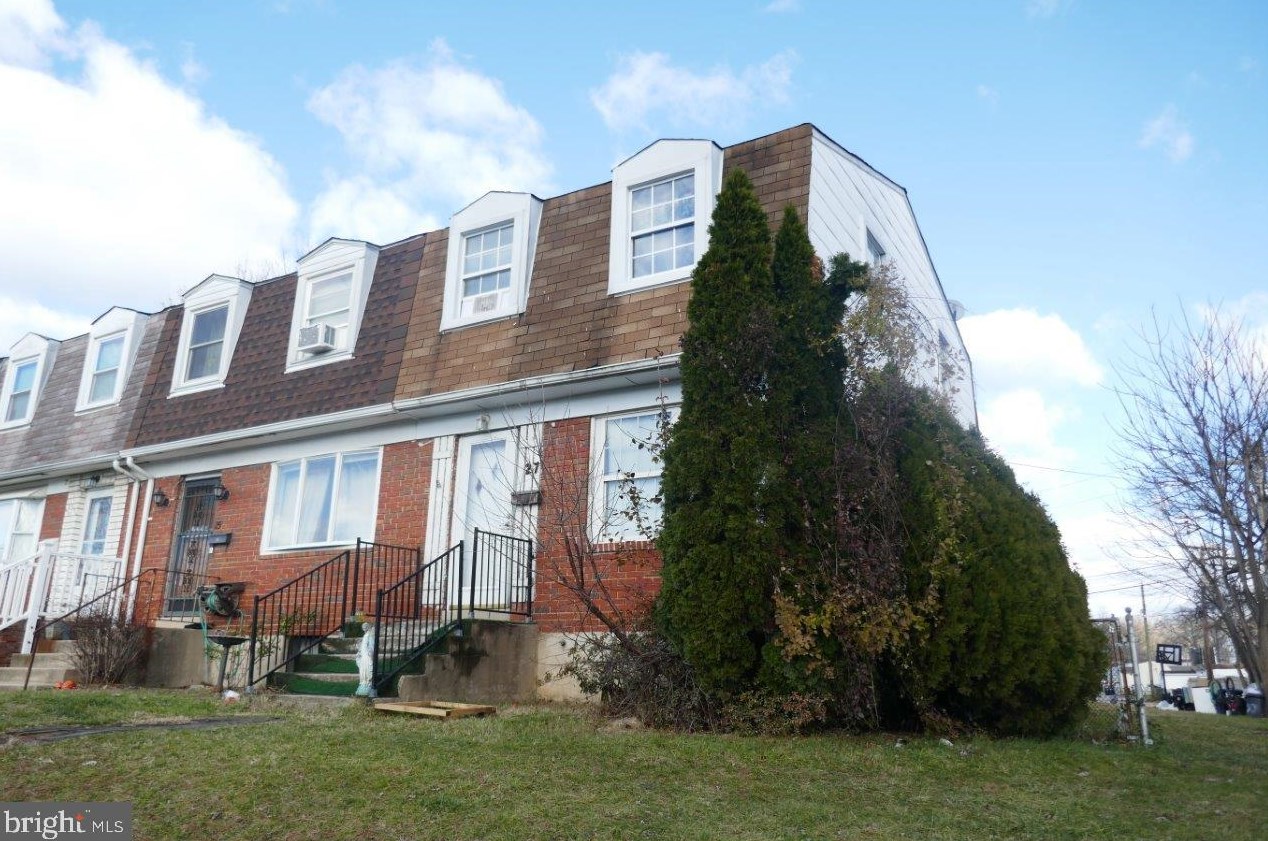 27 Bladen Rd, Baltimore, MD 21221-3722
