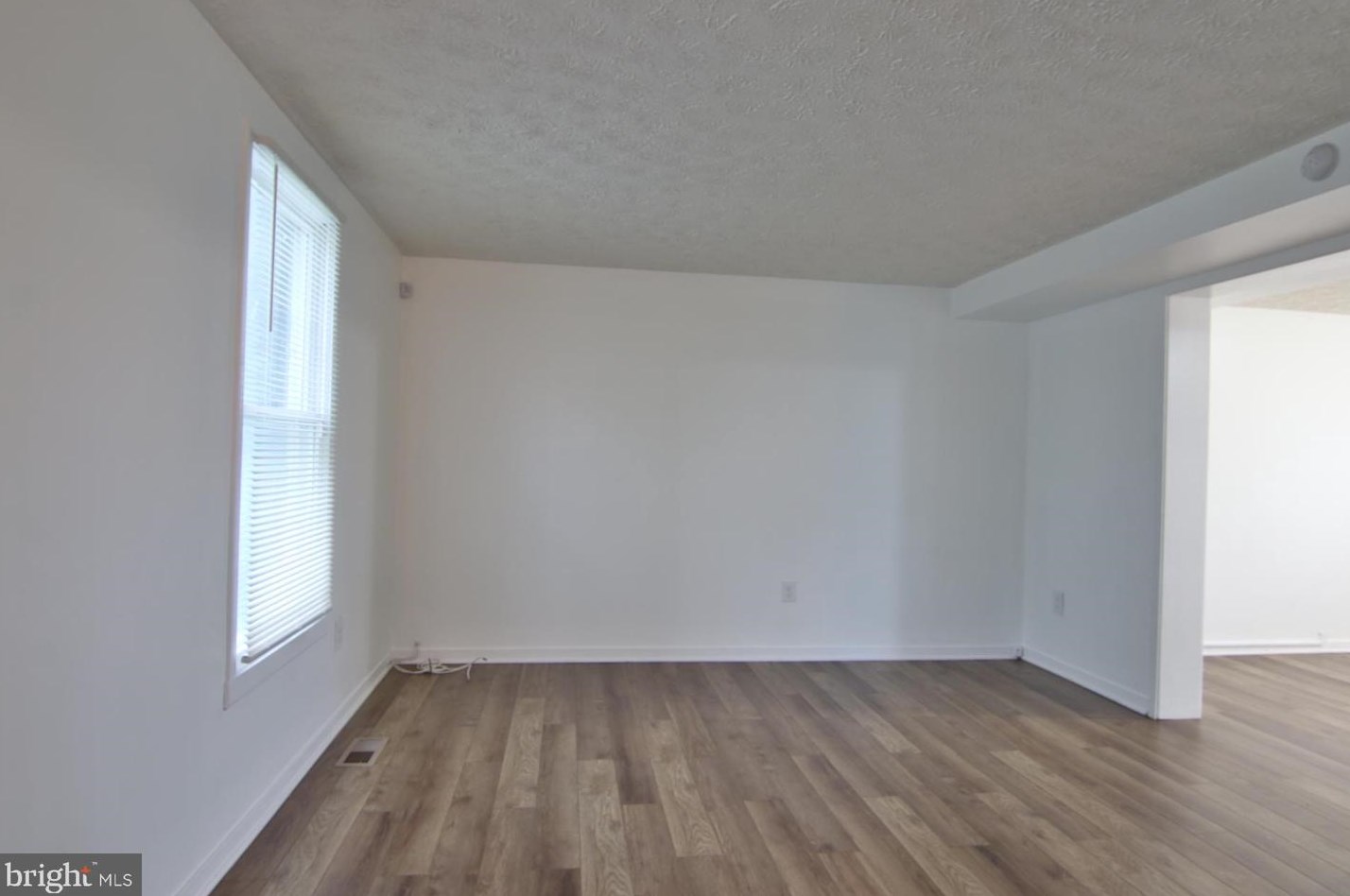 7008 Glen Spring Rd, Baltimore MD  21244-2629 exterior