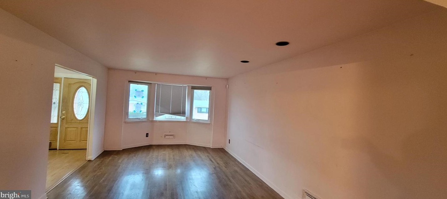4504 Maryknoll Rd, Baltimore, MD 21208-2212