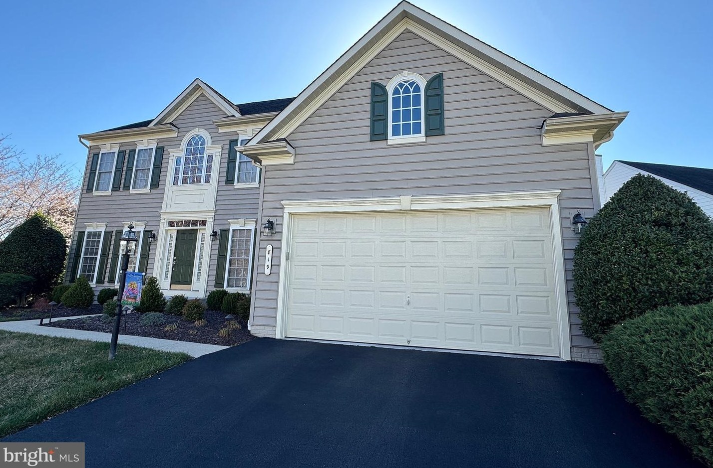 819 Queens Park Dr, Garrison, MD 21117
