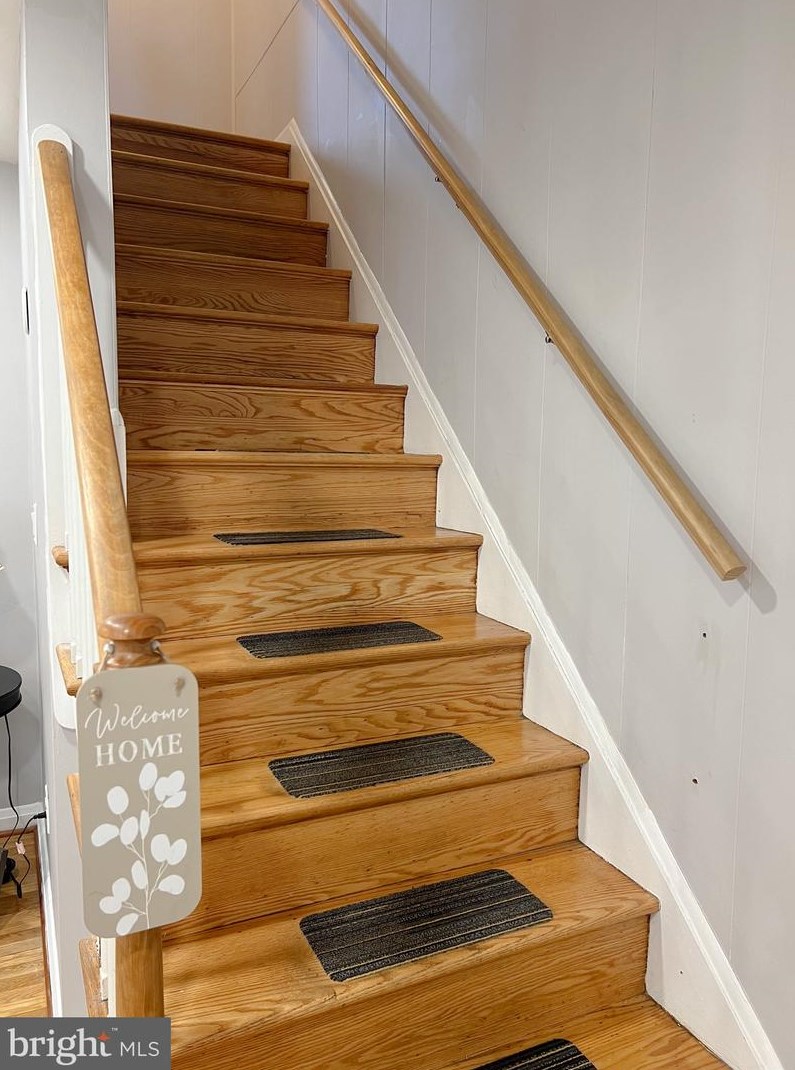 7285 Bridgewood Dr, Baltimore MD  21224-1901 exterior