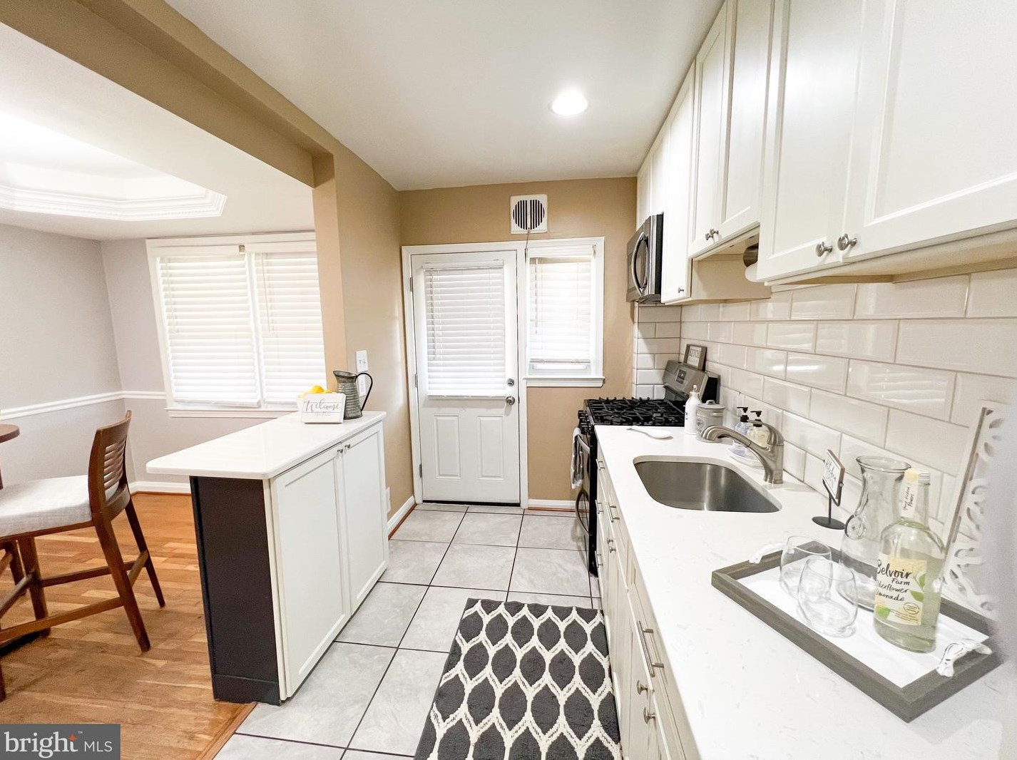 7285 Bridgewood Dr, Baltimore MD  21224-1901 exterior