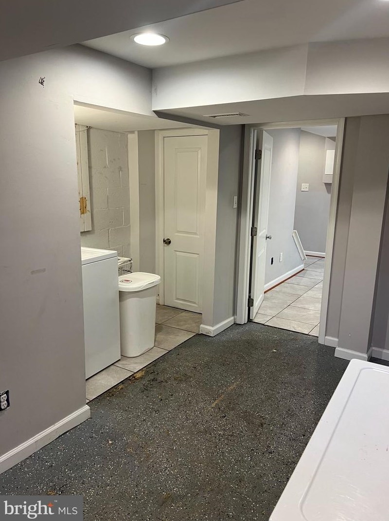 7285 Bridgewood Dr, Baltimore MD  21224-1901 exterior