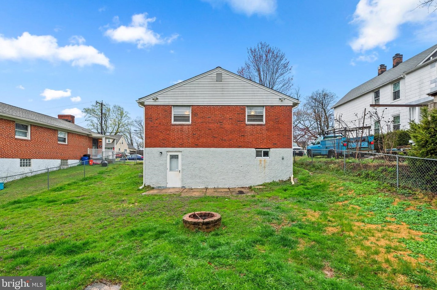 1711 Summit Ave, Baltimore MD  21237-1368 exterior