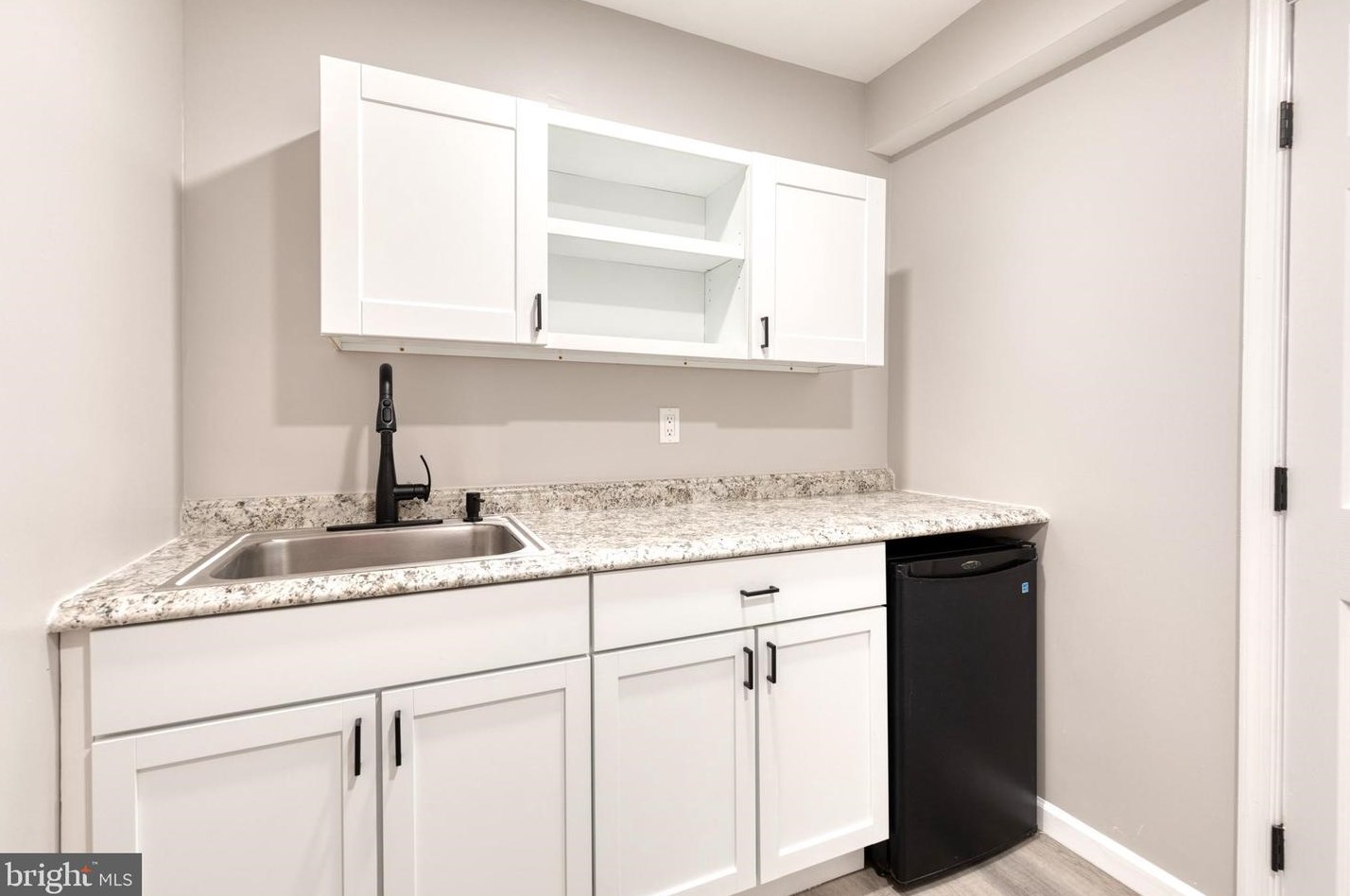 7 Parliament Ct, Baltimore MD  21212-1235 exterior