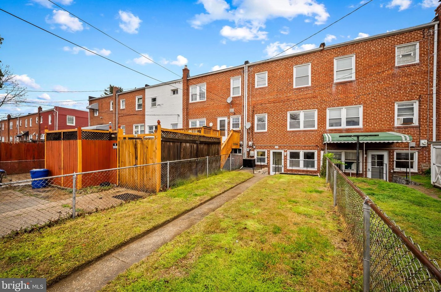 8023 Gray Haven Rd, Baltimore MD  21222-3447 exterior