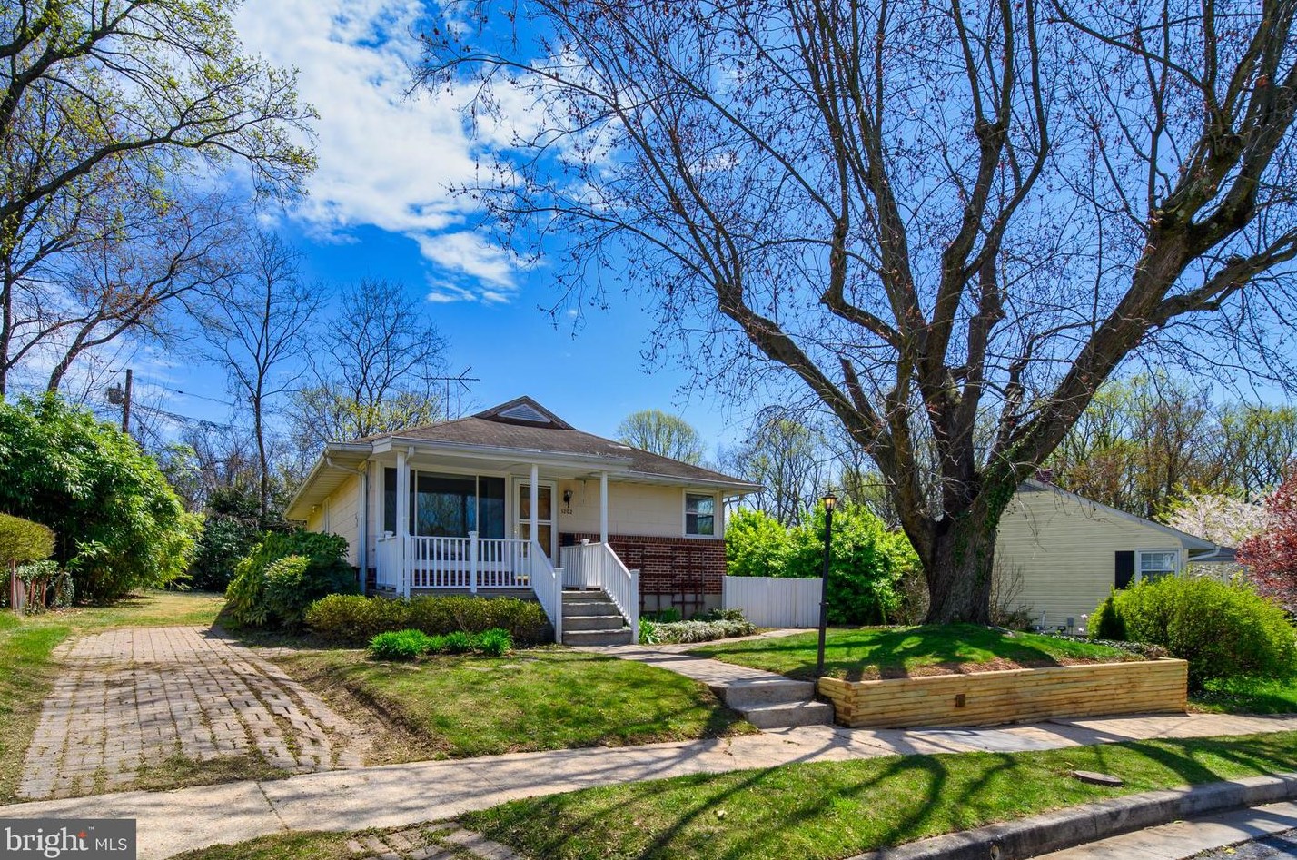 1202 Biddle Pl, Baltimore, MD 21228-5808