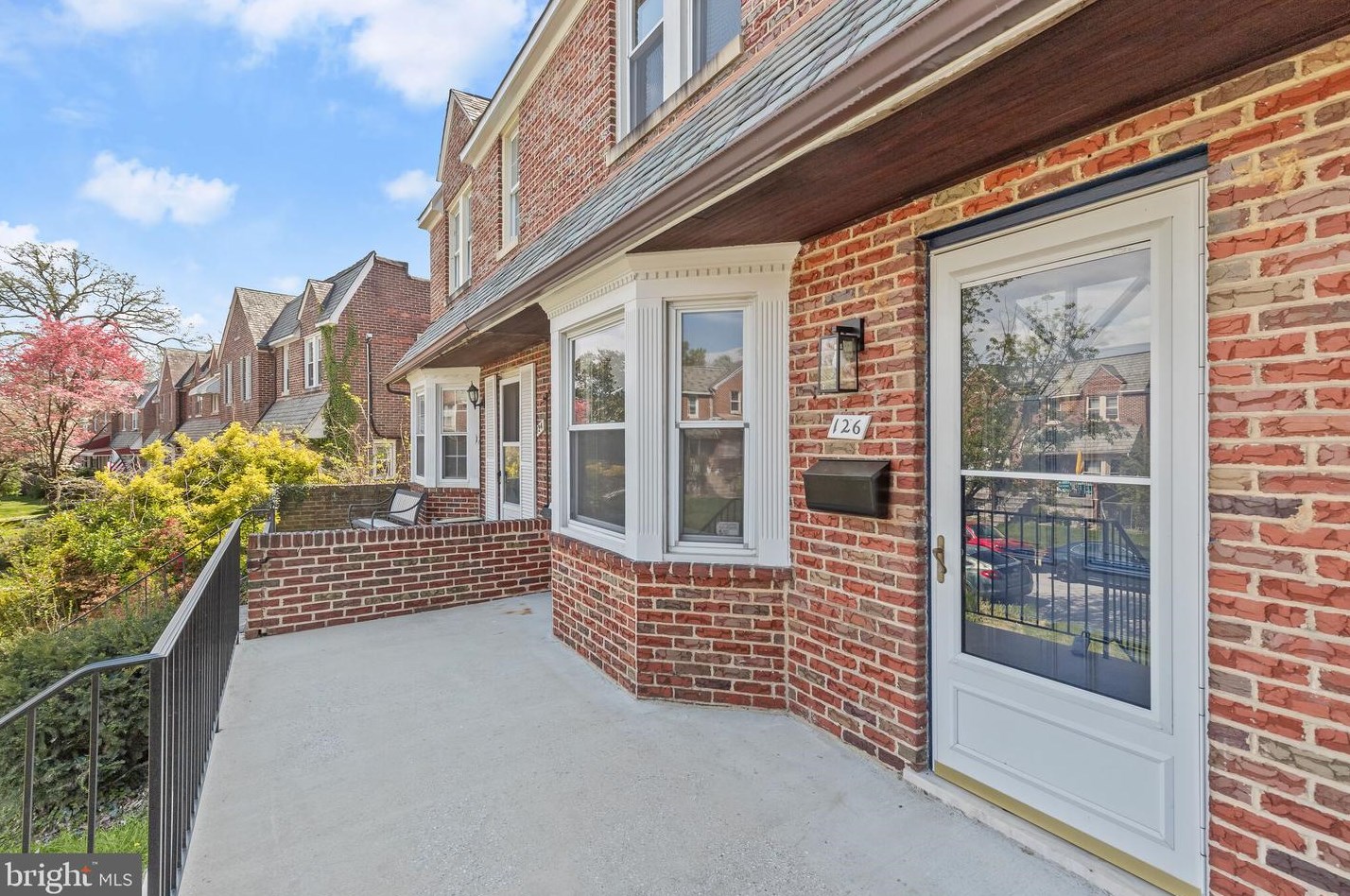 126 Symington Ave, Baltimore, MD 21228-2346