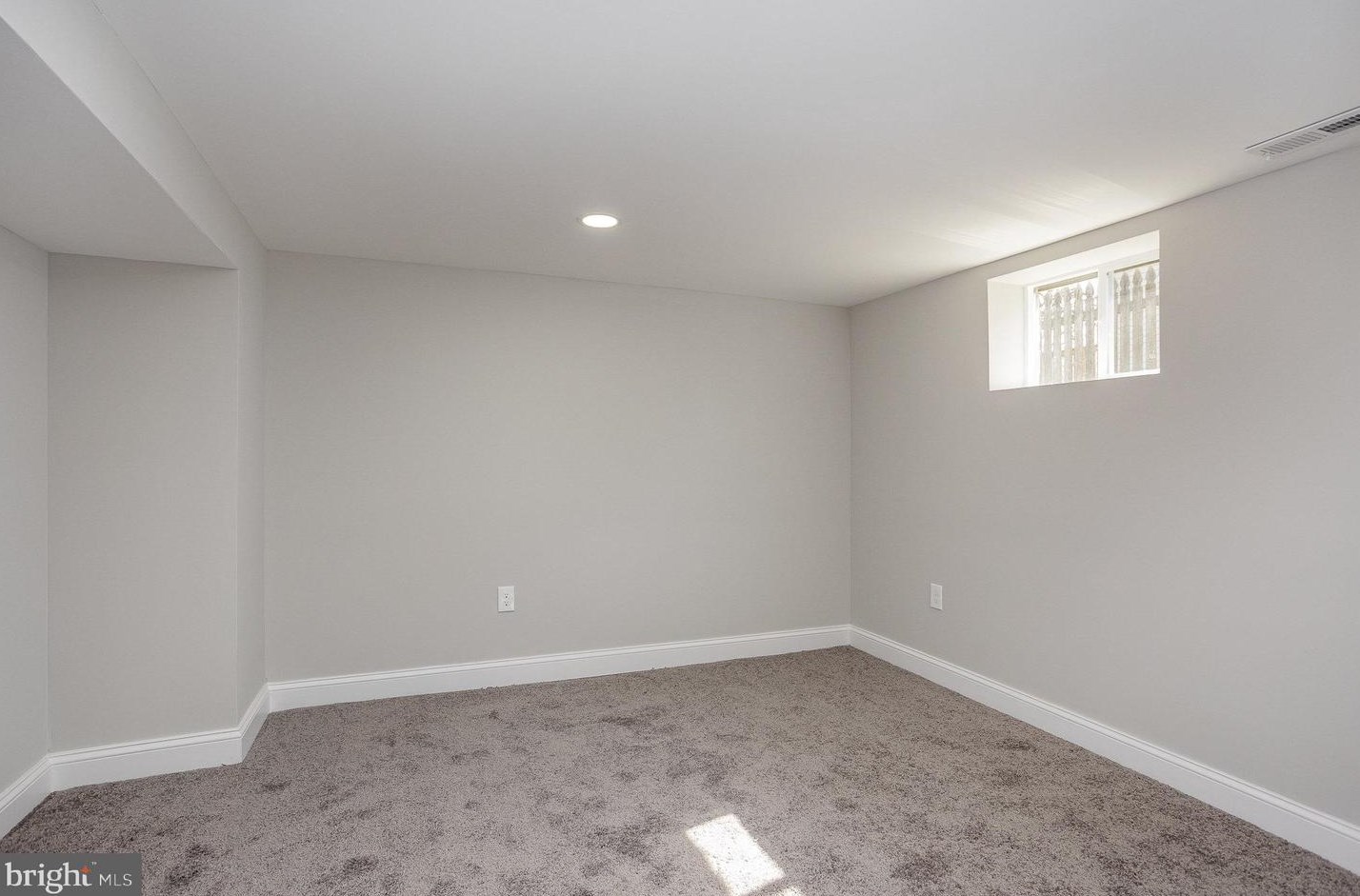 3020 Acton Rd, Baltimore MD  21234-4711 exterior