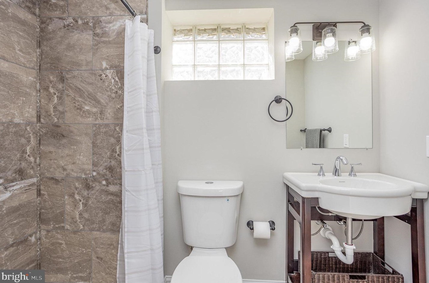 3020 Acton Rd, Baltimore MD  21234-4711 exterior