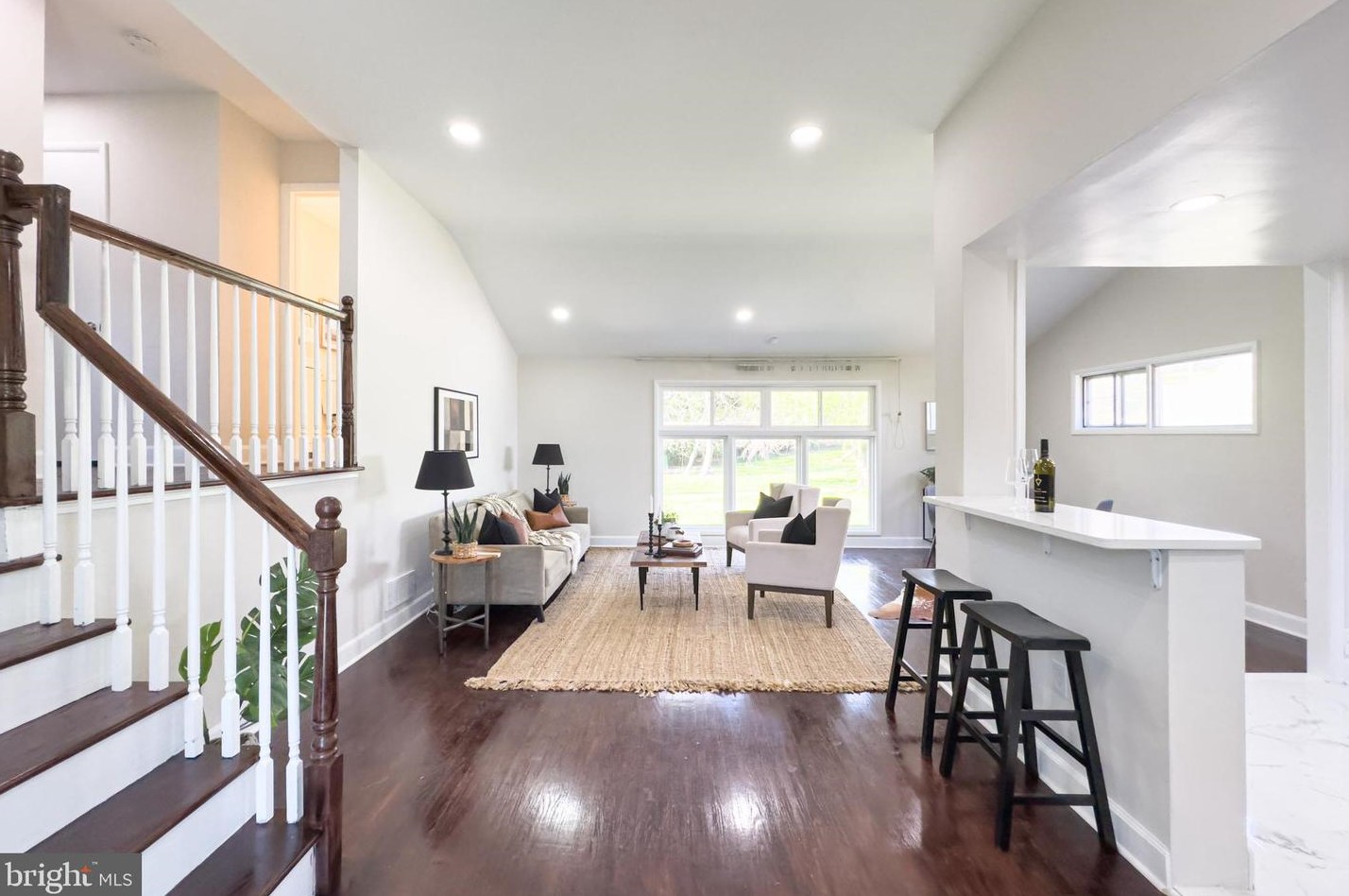1331 Harden Ln, Baltimore, MD 21208-3725