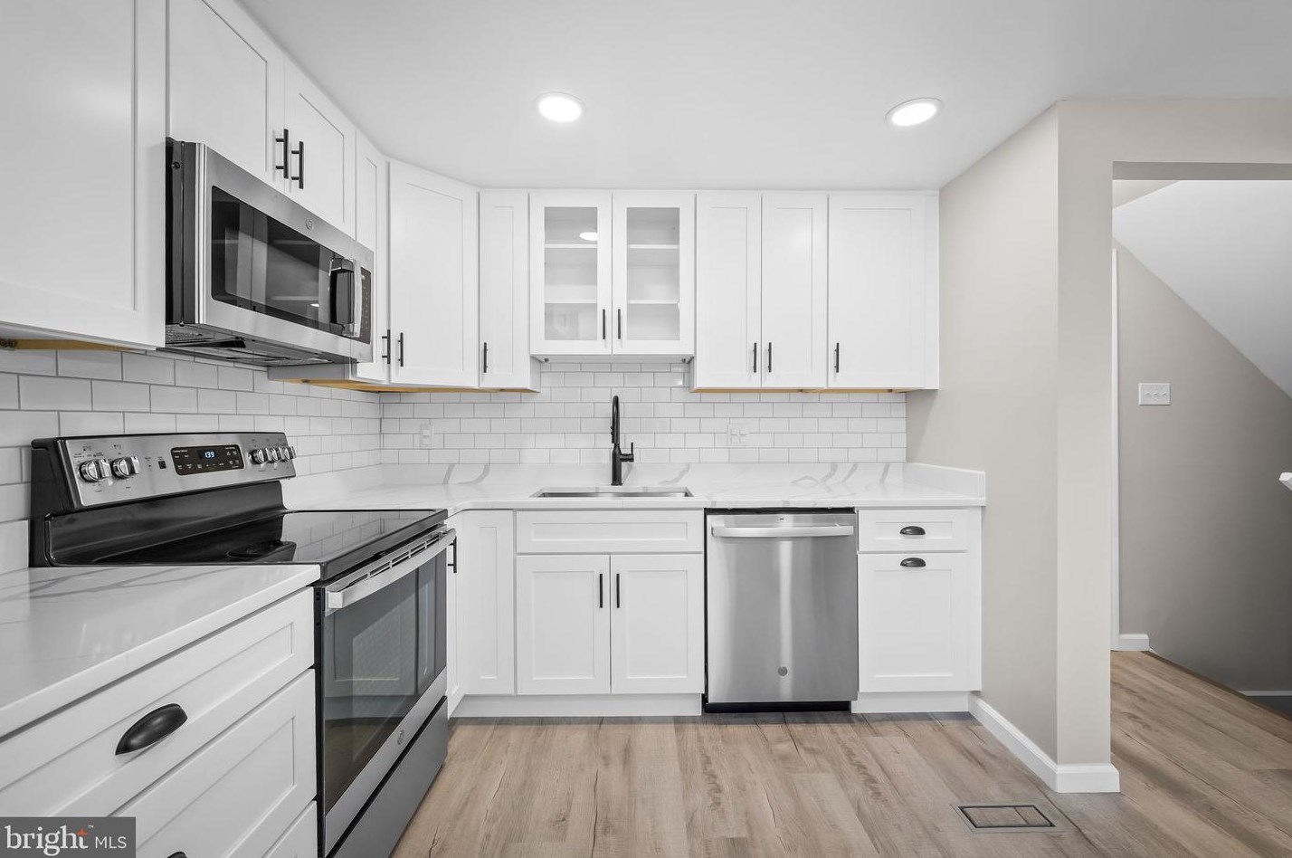 4406 Hallfield Manor Dr, Baltimore MD  21236-2815 exterior