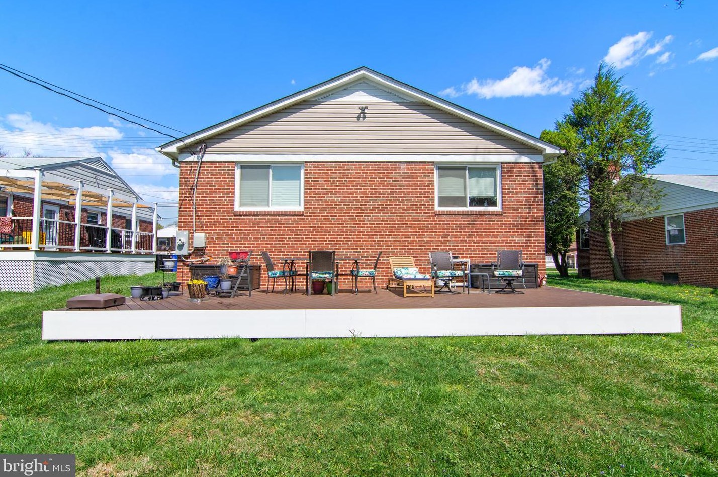 3315 Smith Ave, Baltimore MD 21208-4539 exterior