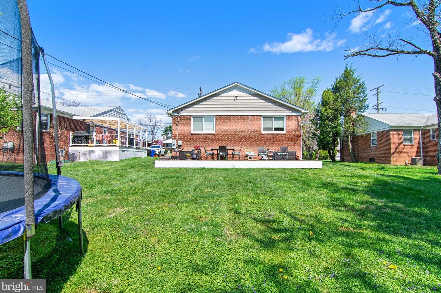 3315 Smith Ave, Baltimore MD 21208-4539 exterior