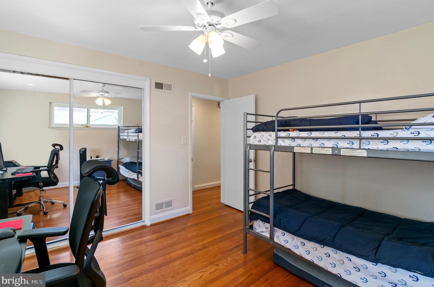 3315 Smith Ave, Baltimore MD 21208-4539 exterior