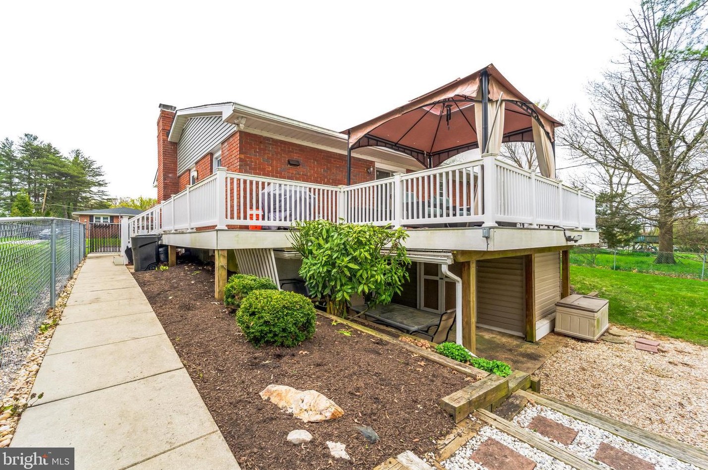 416 Neepier Rd, Baltimore, MD 21228-4030