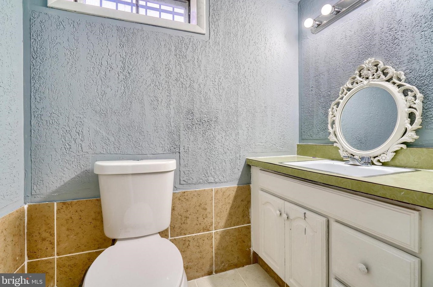 8112 Sagramore Rd, Baltimore MD  21237-1629 exterior