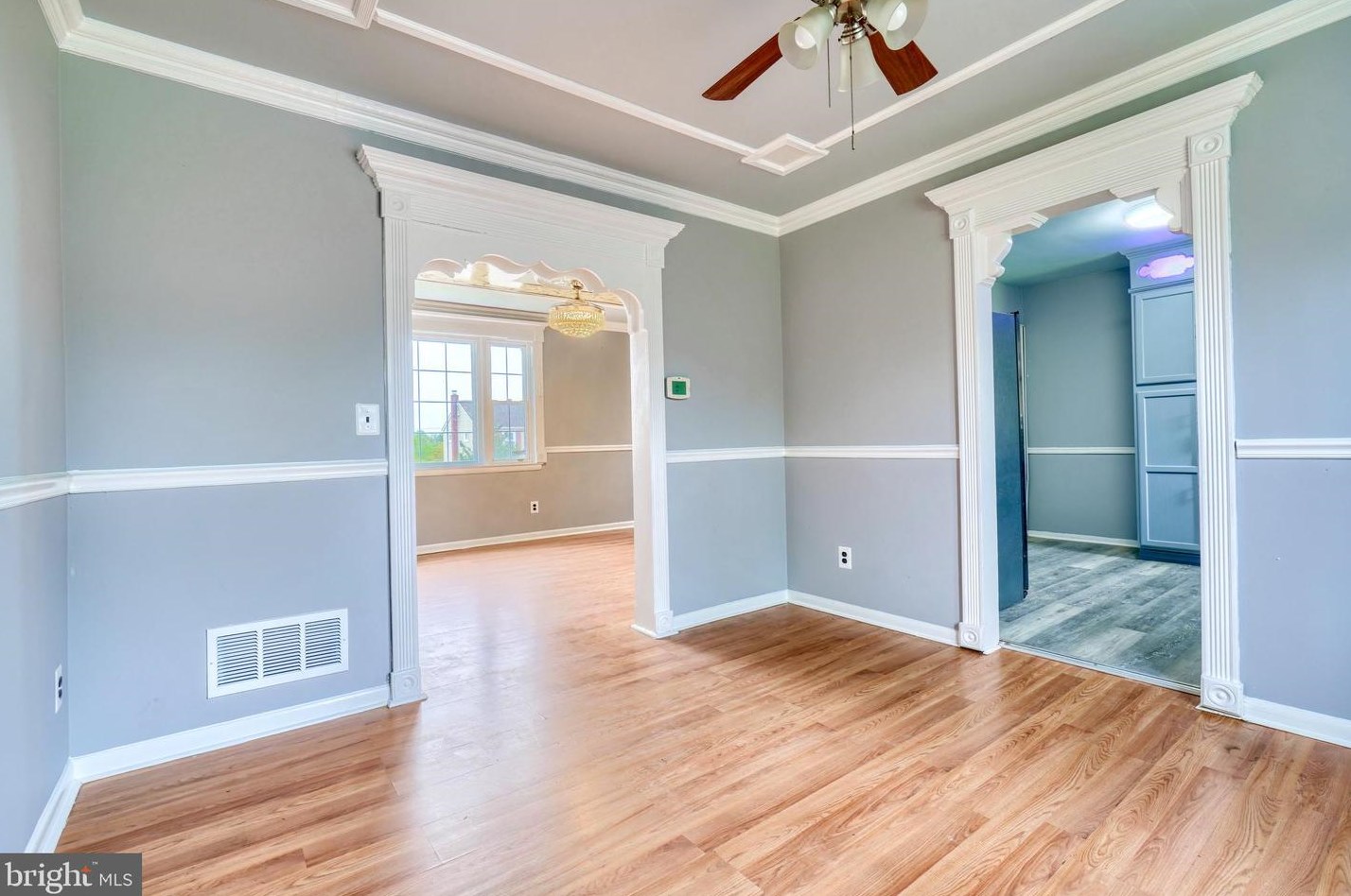 8112 Sagramore Rd, Baltimore MD  21237-1629 exterior