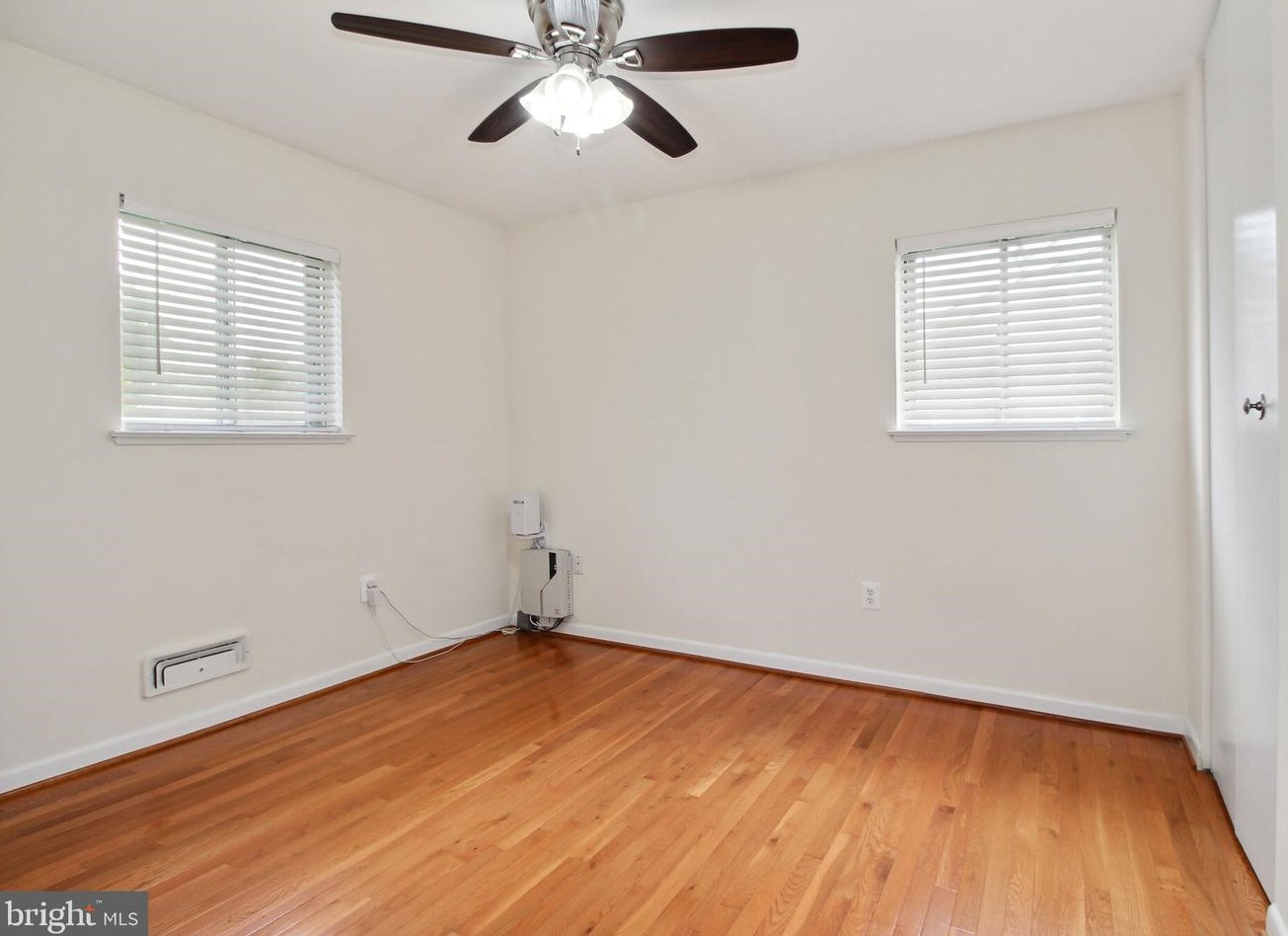 6122 Wheatland Rd, Baltimore MD  21228-2762 exterior
