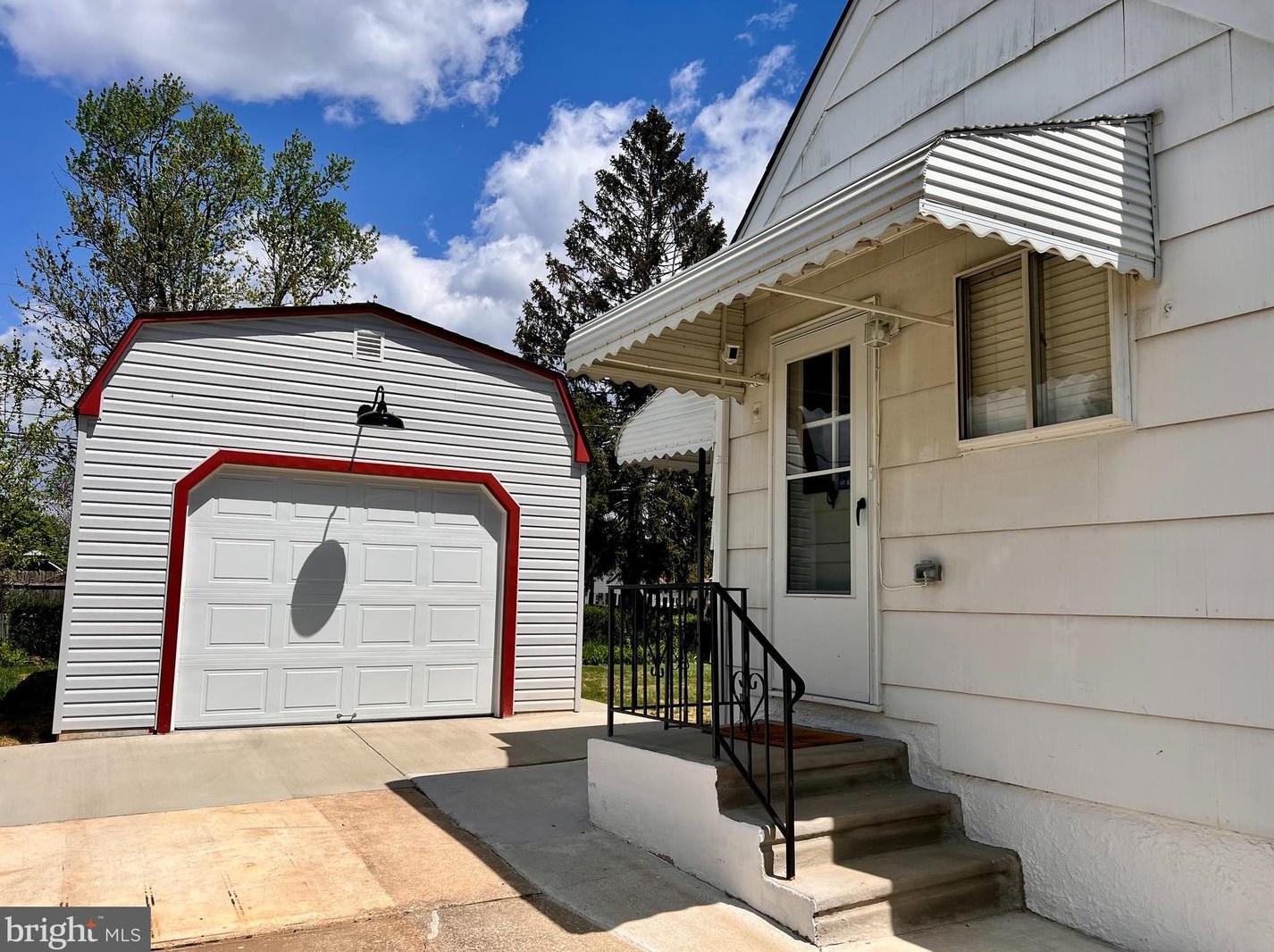 6122 Wheatland Rd, Baltimore MD  21228-2762 exterior