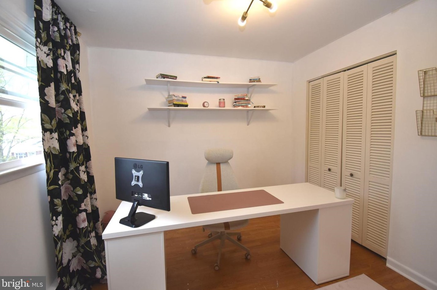 1403 Mount Airy Rd, Baltimore MD  21237-1821 exterior