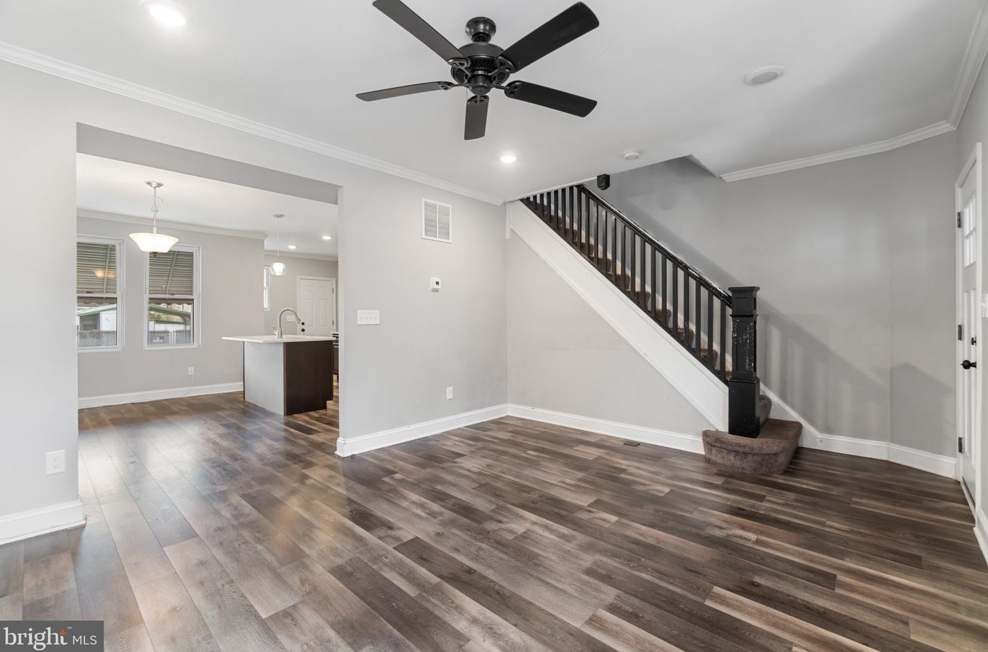 127 Ventnor Ter, Baltimore MD  21222-4250 exterior