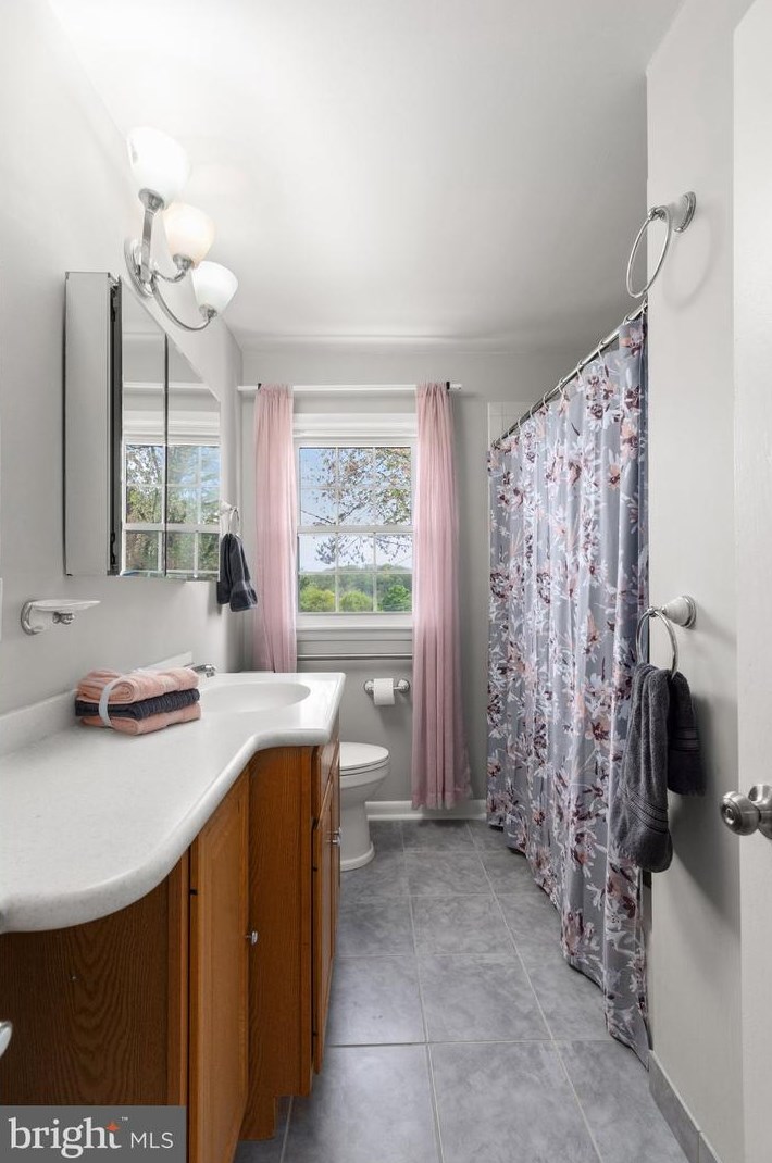 827 Scarlett Dr, Baltimore MD  21286-2910 exterior