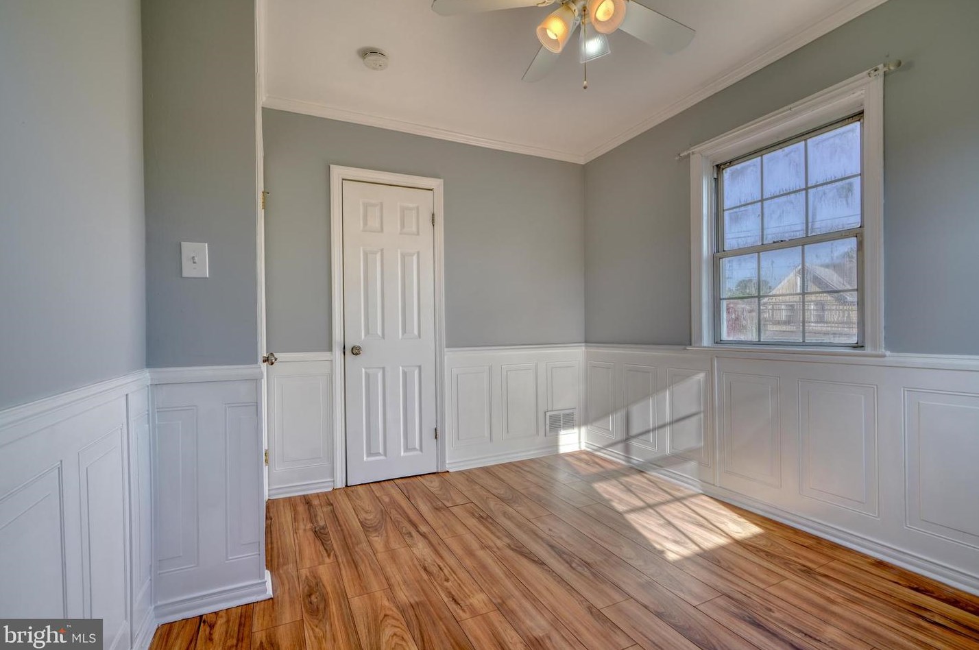 4700 Kenwood Ave, Baltimore MD  21206-1327 exterior