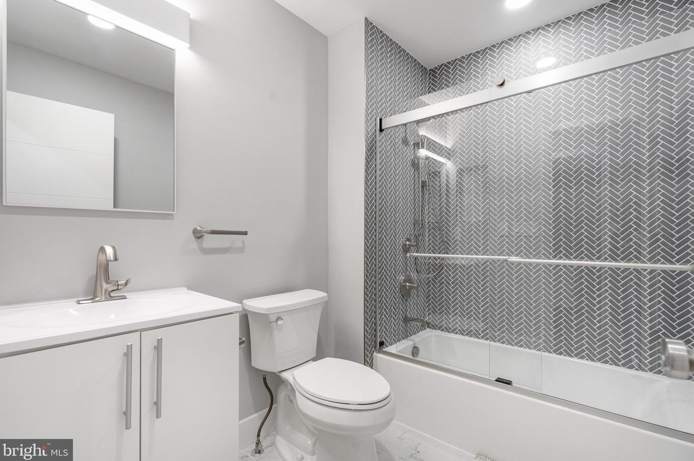 85 River Oaks Cir, Baltimore MD  21208-6356 exterior