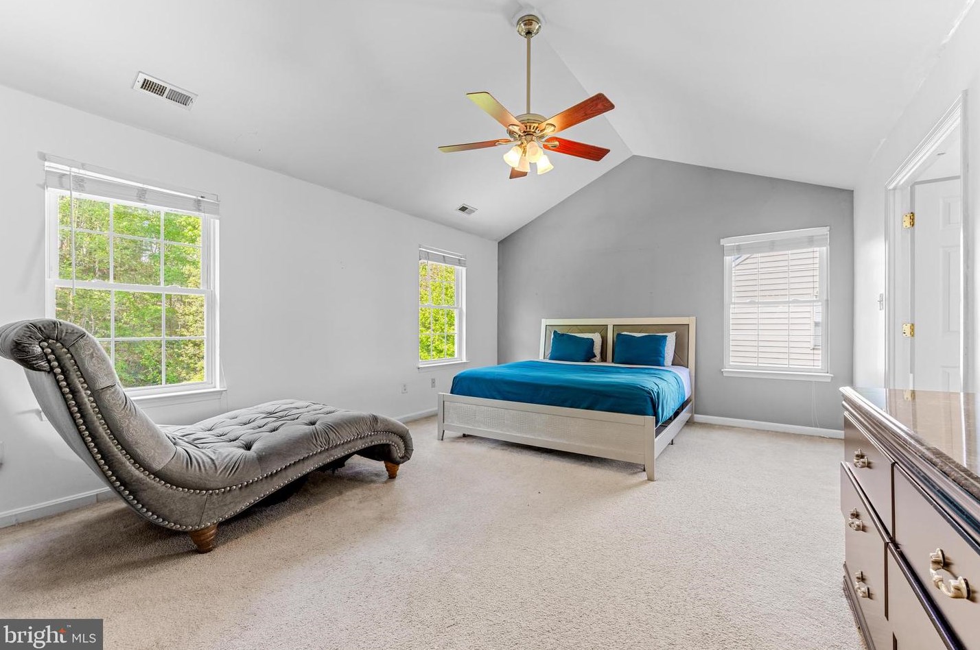 8218 Selwin Ct, Baltimore MD  21237-3363 exterior