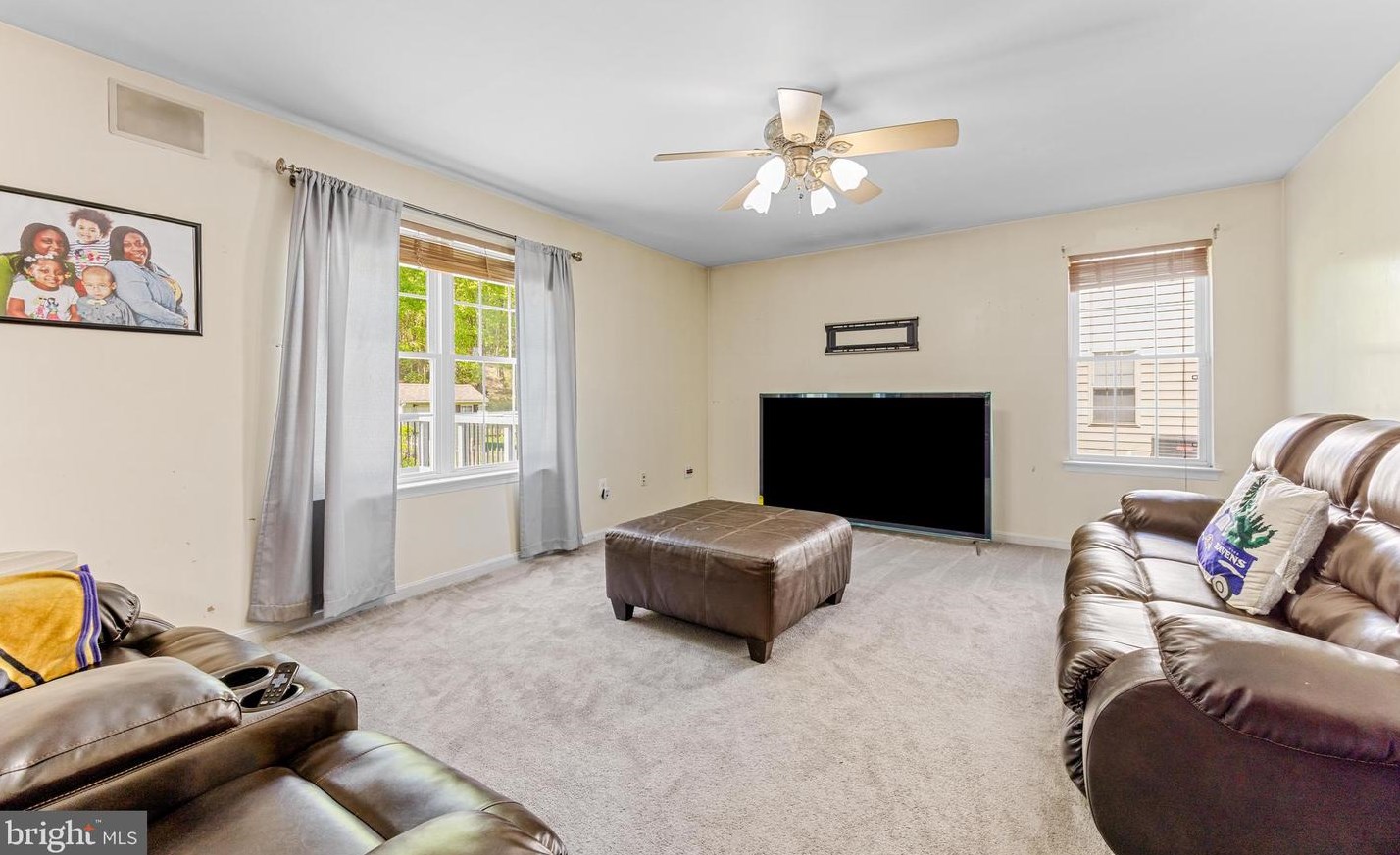 8218 Selwin Ct, Baltimore MD  21237-3363 exterior