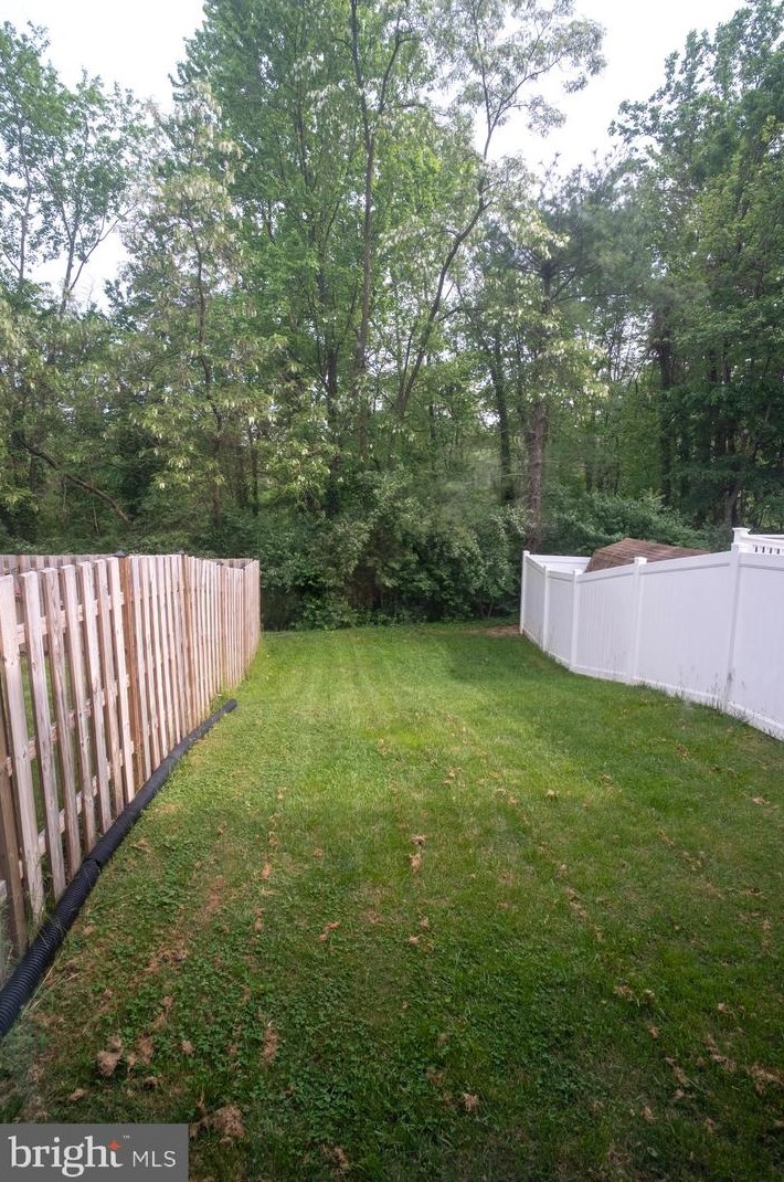 27 Ramsgate Ct, Baltimore MD  21227-3851 exterior