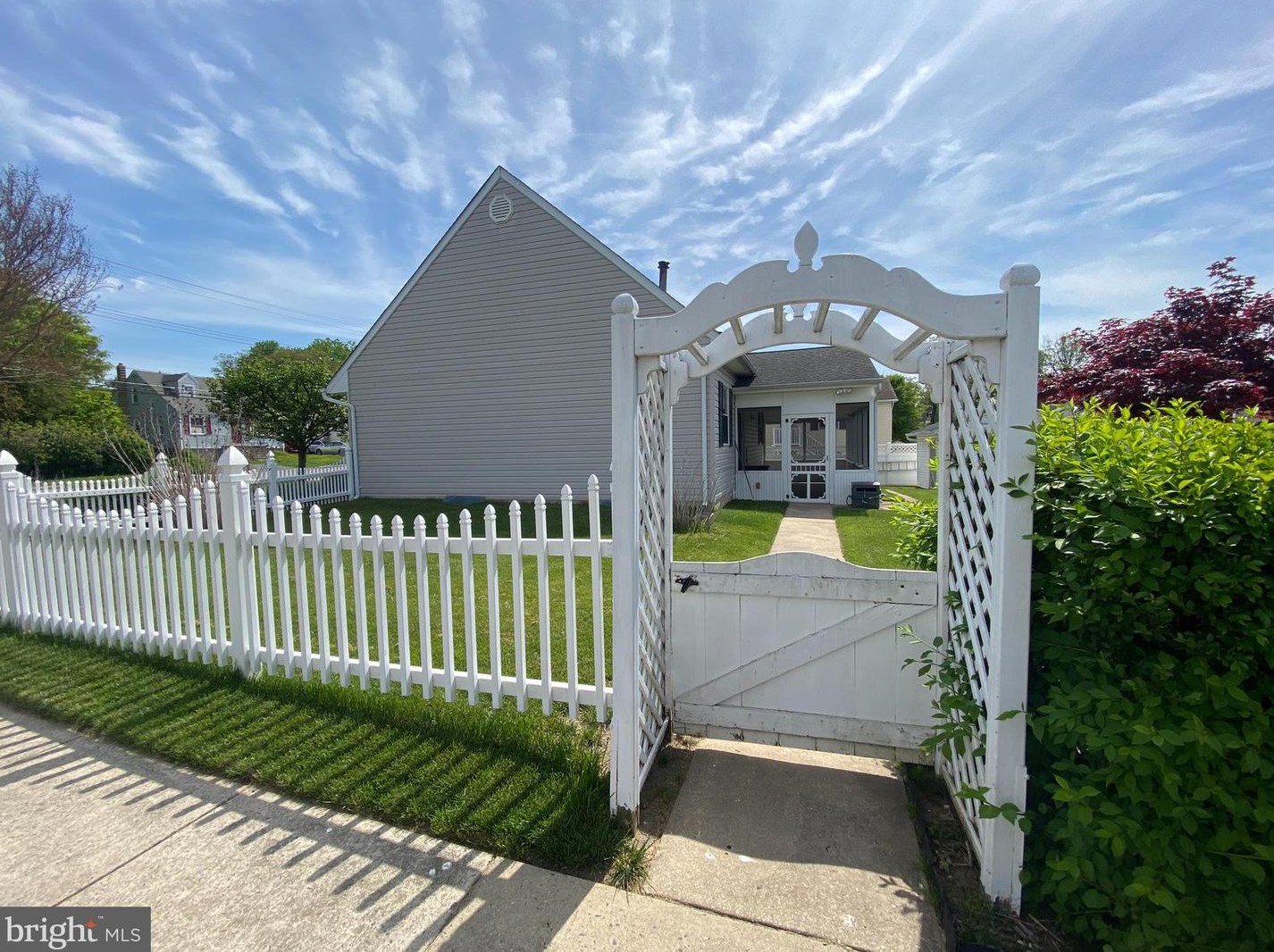 4537 Fitch Ave, Baltimore MD 21236-3913 exterior