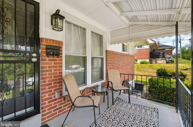 514 Rocklyn Ave, Baltimore, MD 21208-5909