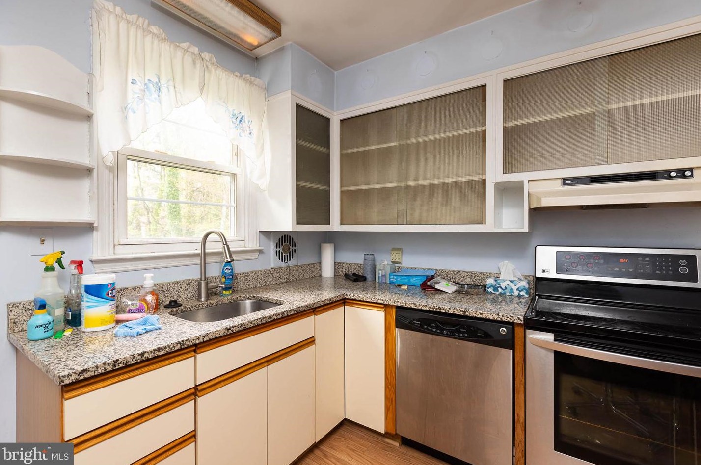 4011 Buckingham Rd, Baltimore, MD 21207-4611