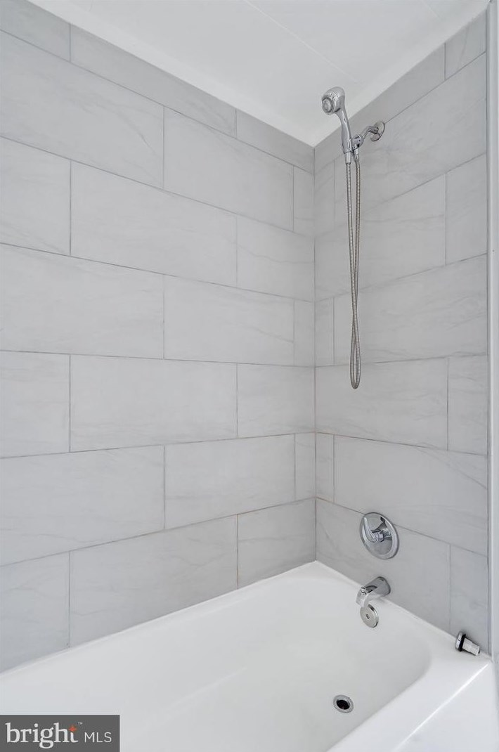 205 Colgate Ave, Baltimore MD  21222-4211 exterior