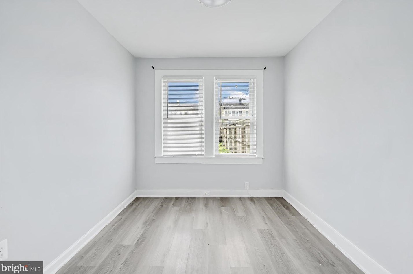 205 Colgate Ave, Baltimore MD  21222-4211 exterior