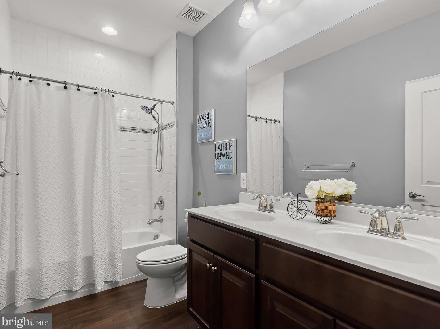 33 Ironwood Ct, Baltimore MD 21237-3962 exterior