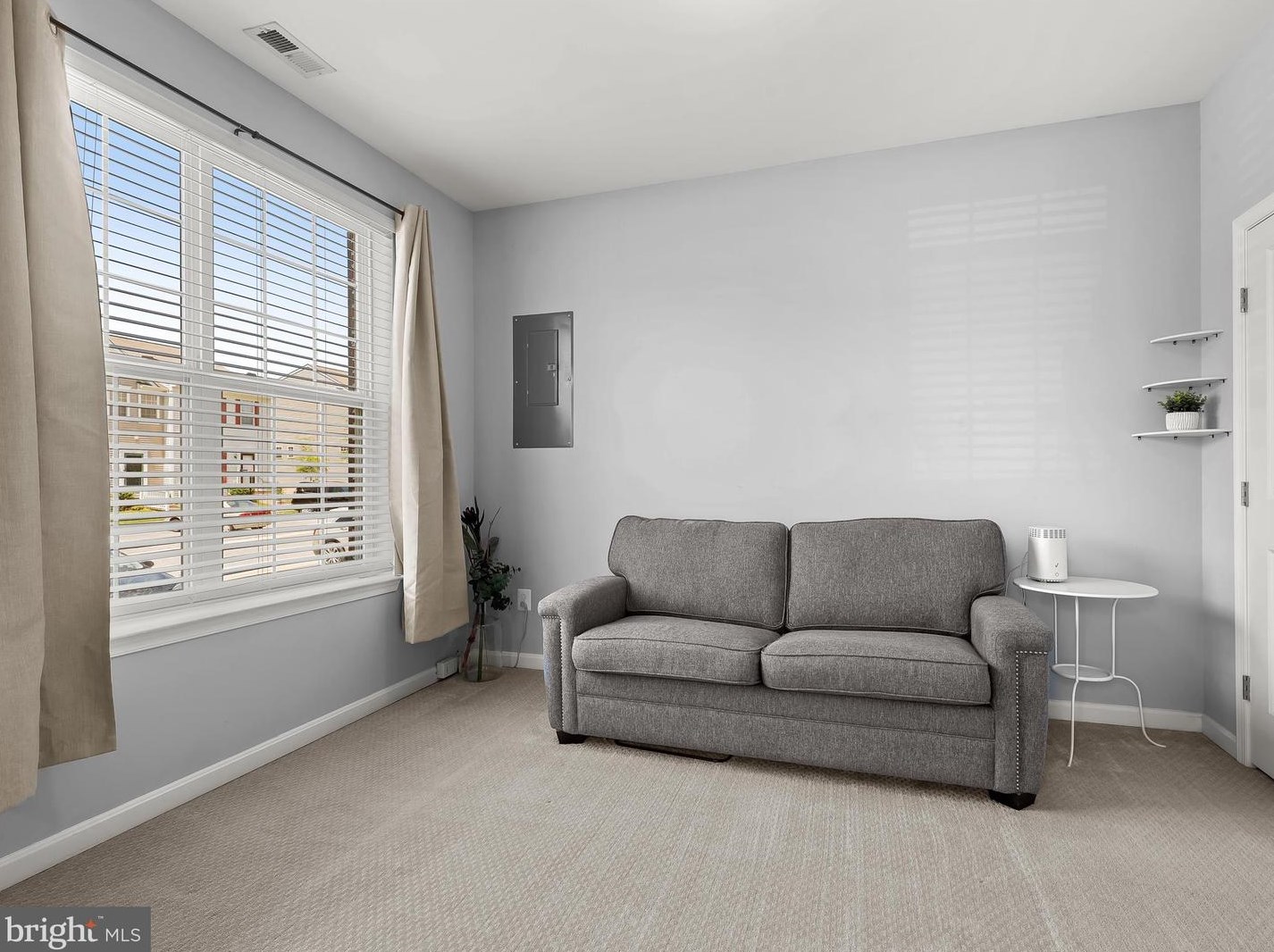 33 Ironwood Ct, Baltimore MD 21237-3962 exterior