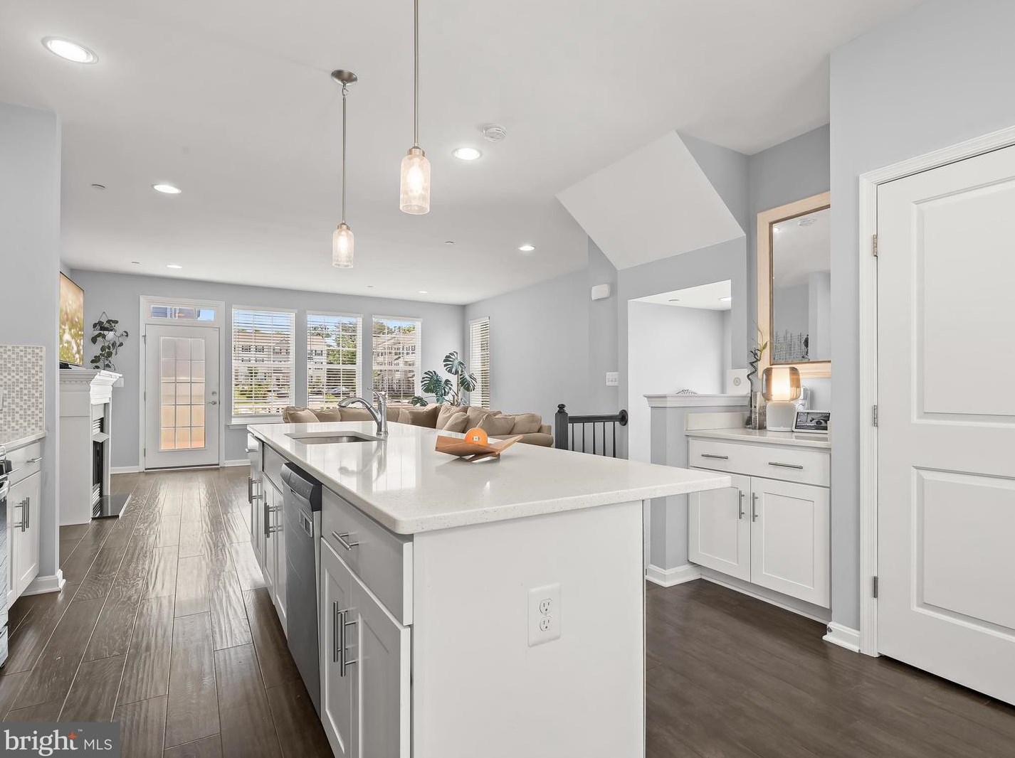 33 Ironwood Ct, Baltimore MD 21237-3962 exterior