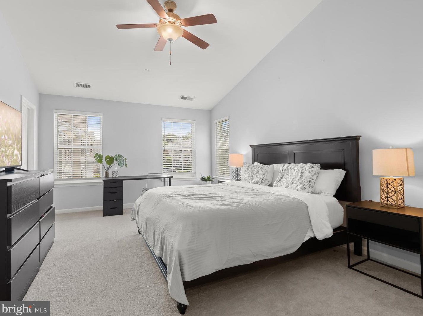 33 Ironwood Ct, Baltimore MD 21237-3962 exterior