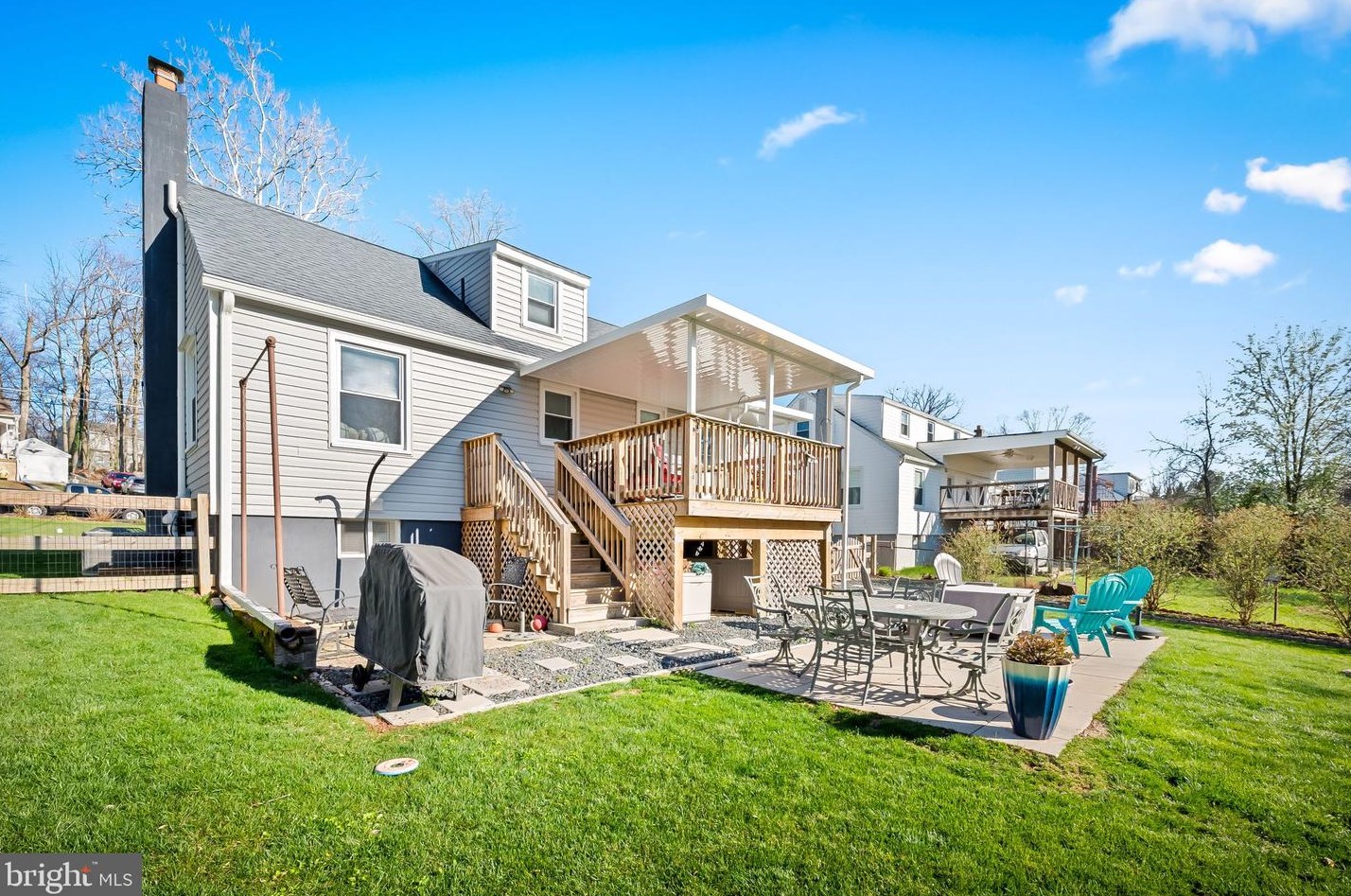 3231 Summit Ave, Baltimore MD  21234-1835 exterior