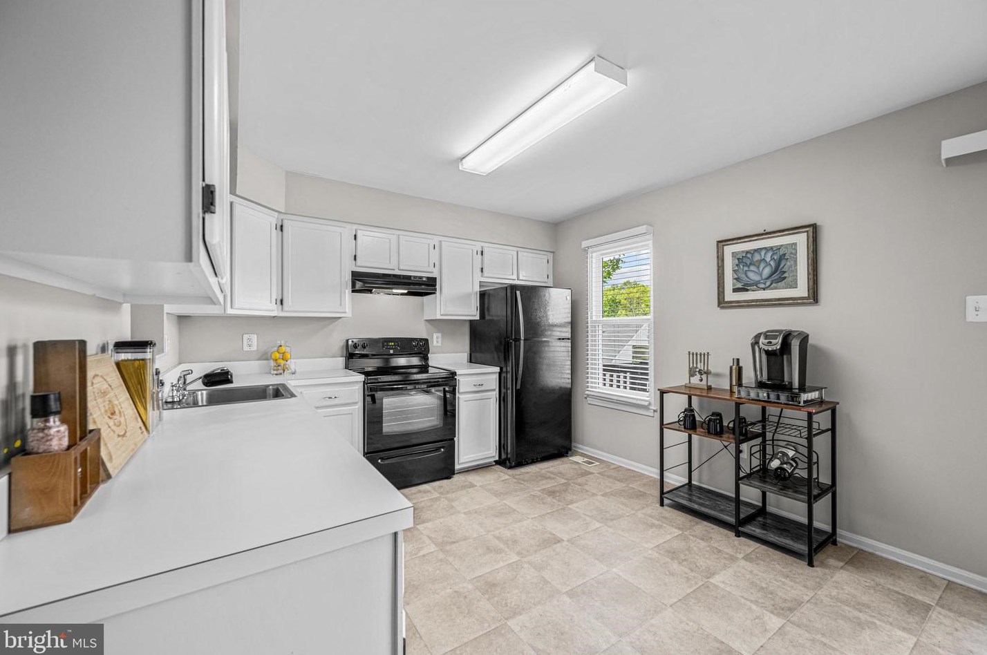 1140 Oakmoor Ct #1140, Baltimore, MD 21227