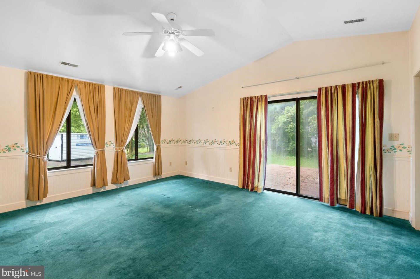 125 Newburg Ave, Baltimore MD 21228-5108 exterior