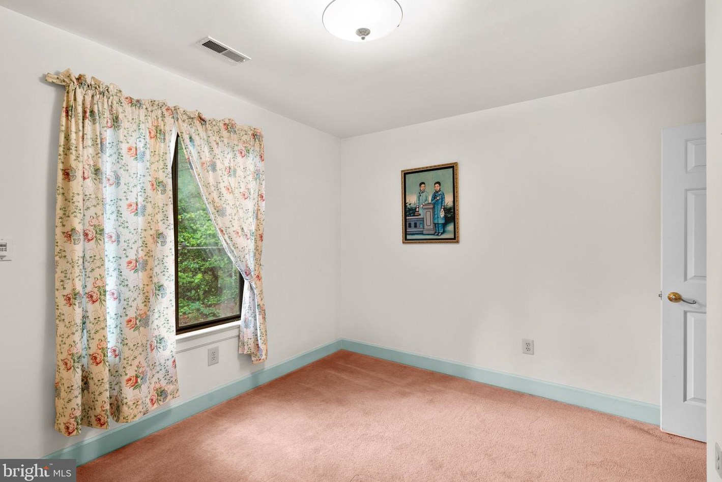 125 Newburg Ave, Baltimore MD 21228-5108 exterior